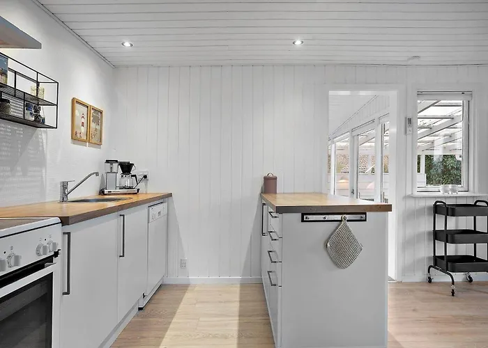 Дом отдыха 30392-odder-delfinvej-5 Одде