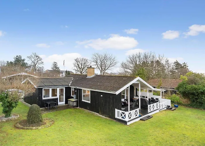 30392-odder-delfinvej-5 Дом отдыха Одде